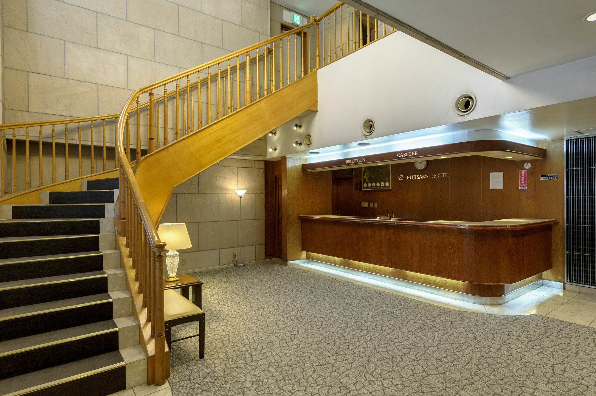 En Hotel Fujisawa Extérieur photo